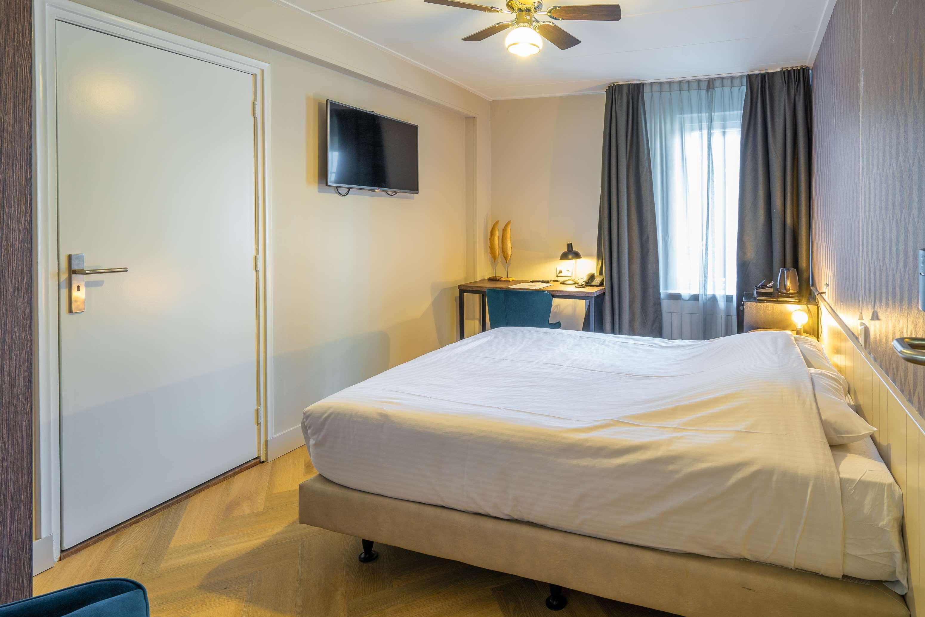 Fletcher Hotel-Restaurant De Korenbeurs Мейд Екстериор снимка